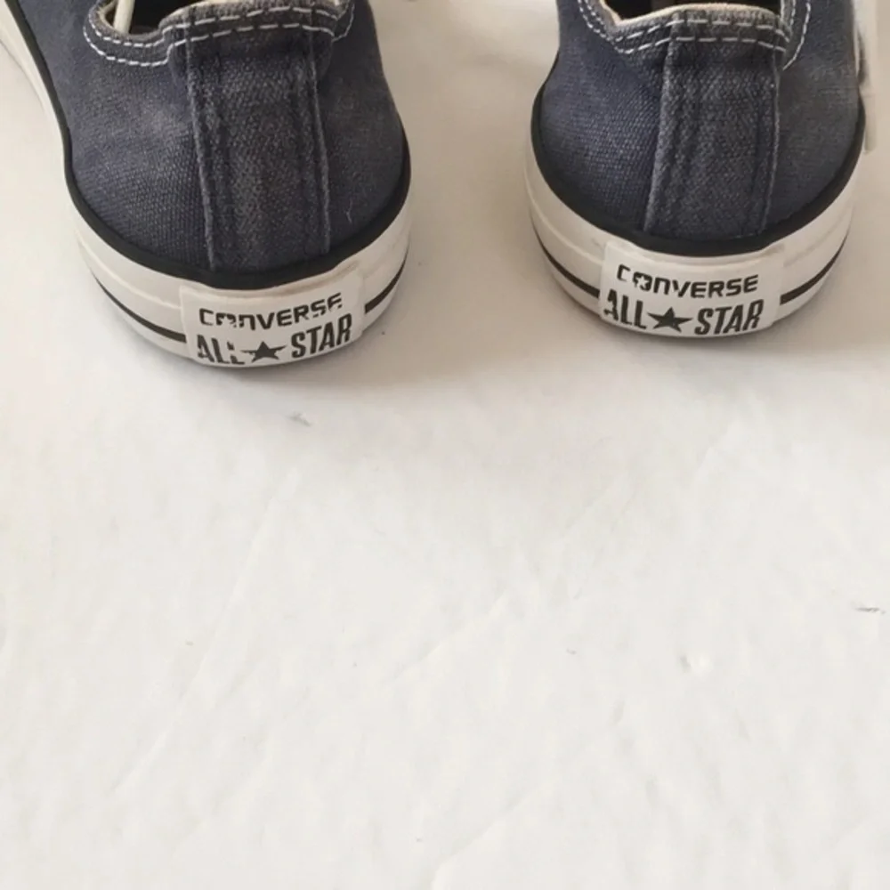 CONVERSE All STAR kids size 3Y blue sneakers